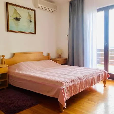 Ferreri Apartment Maslenica